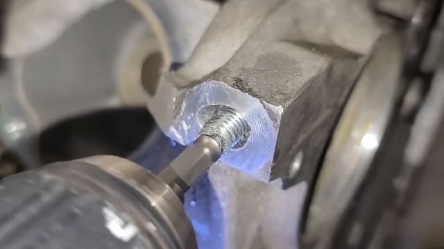 Обломало шпильку, как выкрутить? поможет экстрактор