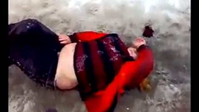 Бухие малолетки жгут как могут