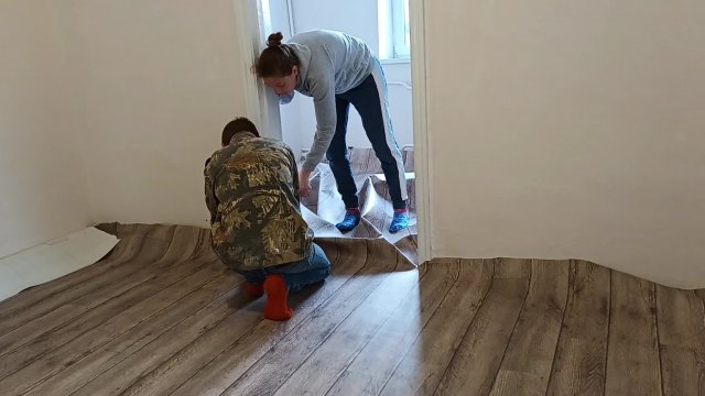 ЖИЗНЬ В СТАНИЦЕ./ ТЕПЕРЬ У НАС КРАСИВЫЙ ПОЛ./ МНОГО РАБОТЫ.