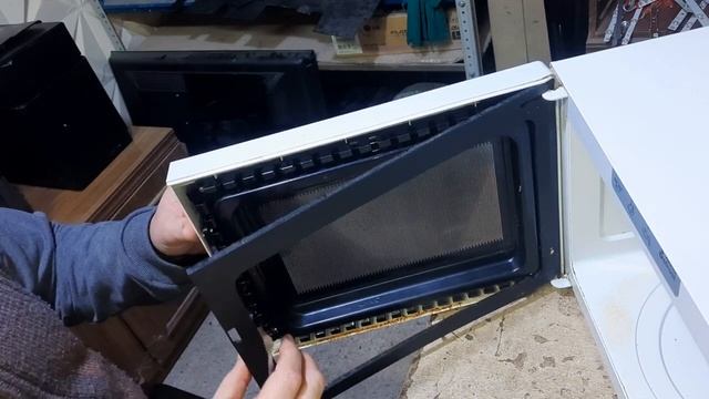 MW060 Микроволновая печь Whirlpool замена крючка двери, не за