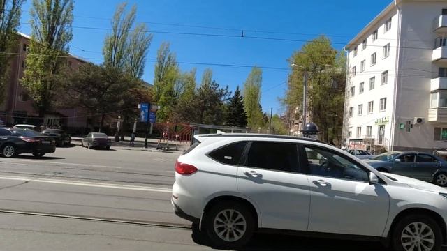 Ростов-на-Дону. Театральный проспект. Апрель 2025 года.