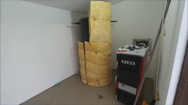 Утепление теплоаккумулятора минватой своими руками.
