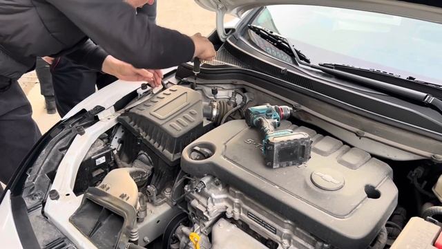 Замена воздушного и салонного фильтра Chevrolet Monza 17000км