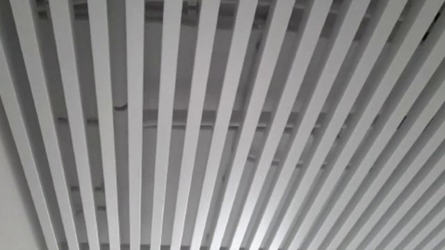 Кубообразный реечный потолок 30х40 белый, Ул. Брестская