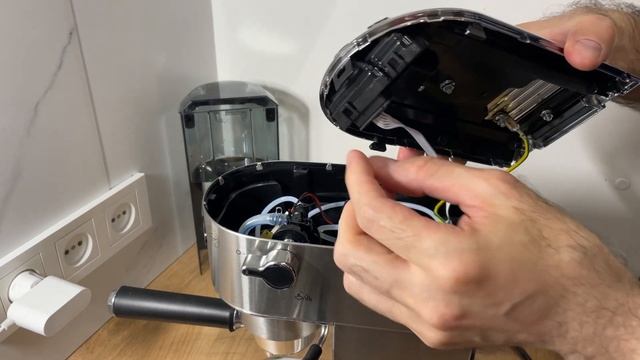 В DeLonghi EC685 не работает капучинатор, что делать?