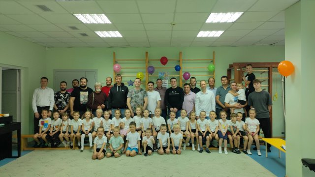 Утренник "День папы"