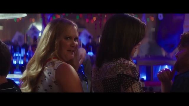 Красотка на всю голову (2018)