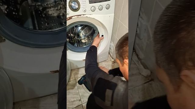 Стиральная машинка LG ошибка dE