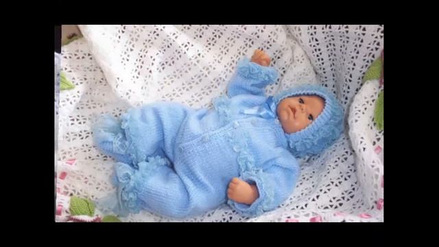 Костюмчик спицами для новорожденных