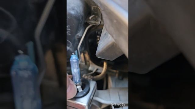 Форд Куга 2 замена ламп ближнего света