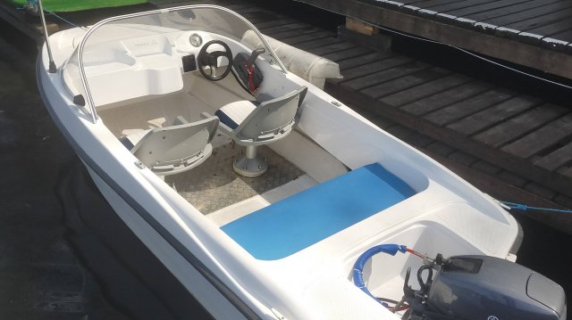 Аренда катера без капитана в Москве