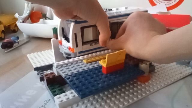 Лего станция метро Москвы Отрадное