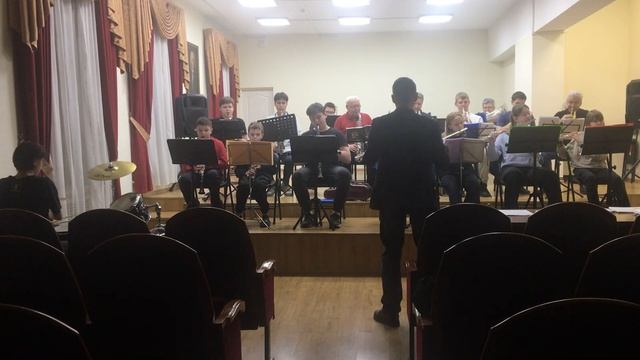 Духовой оркестр ДШИ №3 Аттракцион смеха ( Р.Гарнинш) ; Каникулы (Дональдсон)