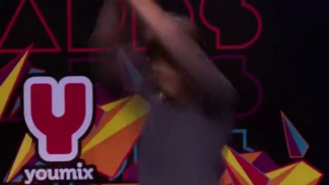 | Клип | Виолетта и Леон - поломанные