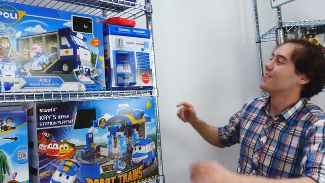 Грузовичок Лева: Грузик открывает магазин. Видео с игрушками.