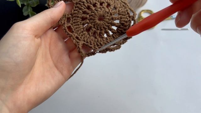 БАБУШКИН КВАДРАТ крючком из Pinterest. Пошаговый МК со Сме?