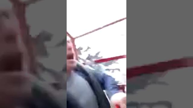 На аттракционе, машинист останови этот плохой автобус, смотрите до конца смеха много