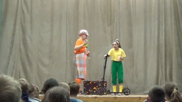 отрывок спектакля НЕЗНАЙКА . ТЕАТР МИНИАТЮР . режиссер Игорь Лавров