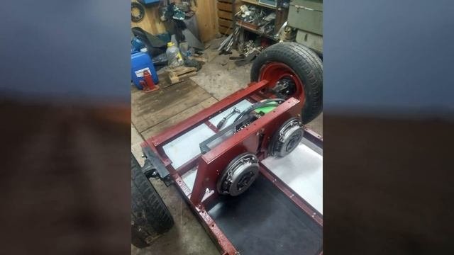 Устройство трансмиссии гусеничного вездехода