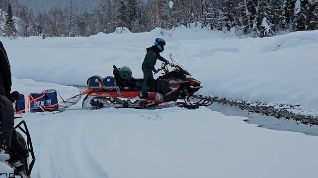 Забрасываем 1200л бензина на СНЕГОХОДАХ АОДЕС! #2025 #февр?