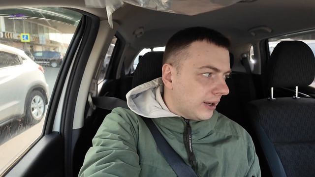 Авто до 800К: стоит ли брать Toyota Vitz или Honda Fit? Подробный о