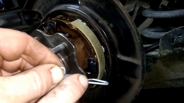Замена колодок ручника Nissan X-Trail 🇺🇦
