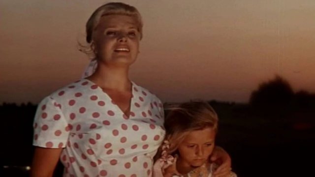 Очень популярная песня 70-х. Трудное счастье...