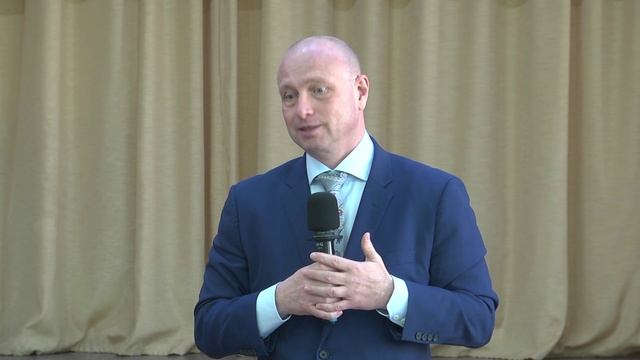 «Россети Новосибирск» поздравили первых выпускников проекта «Энергокружки»