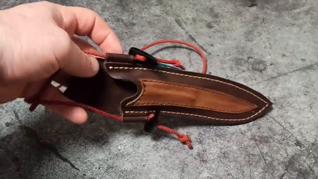 Ножны для шейного ношения.