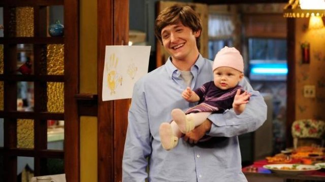 Сериал Воспитывая Хоуп - 2 сезон 8 серия / Raising Hope