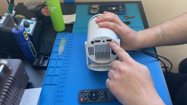 Обзор на мультимедийный проектор HY 300 Pro товары из Кита