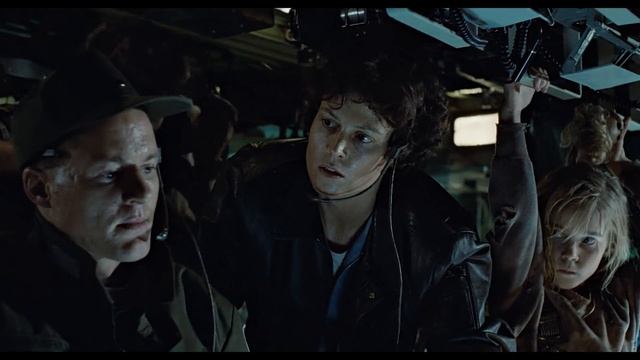 Грехо-Обзор "Чужие"