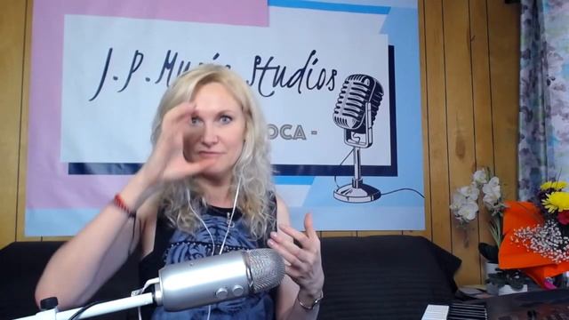 Пять типичных вокальных ошибок, которые мешают вам петь красиво | Постановка голоса, вокал уроки