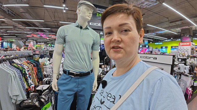 Гоняемся за СКИДКАМИ и РАСПРОДАЖАМИ в Таиланде! БОГАТЫМ тут рады, НИЩИМ нет! Шоппинг Паттайя Влог