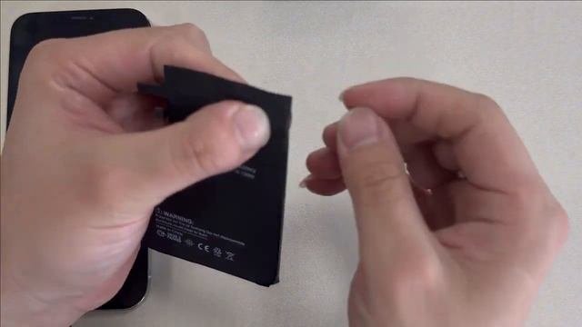 Замена аккумулятора Iphone 12 Pro без ошибки