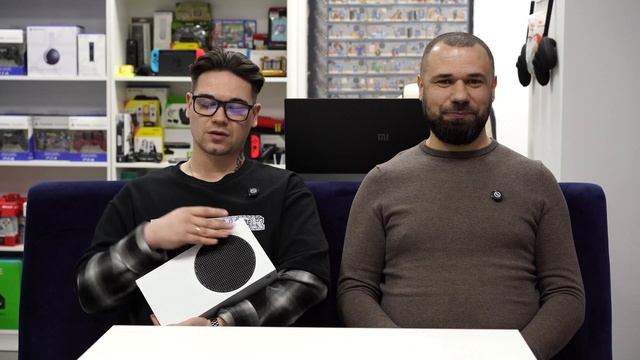 Sony PlayStation или XBox что лучше купить?
