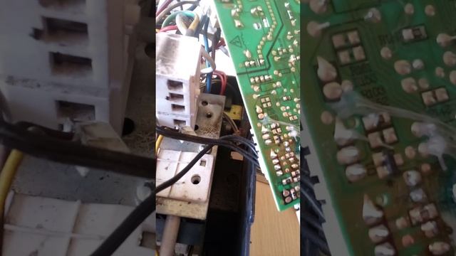 Надёжная герметизация электронных плат от влаги соле?