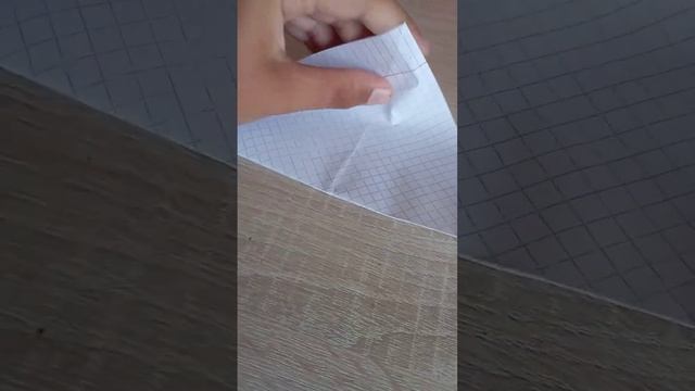 как сделать уголок на учебник