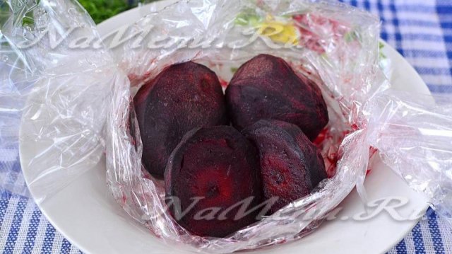 Как сварить свеклу в микроволновке быстро