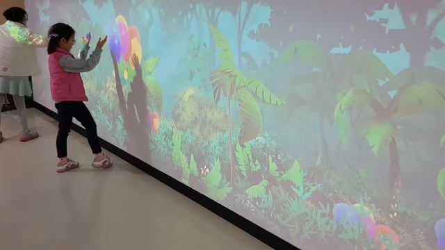 Интерактивный экран