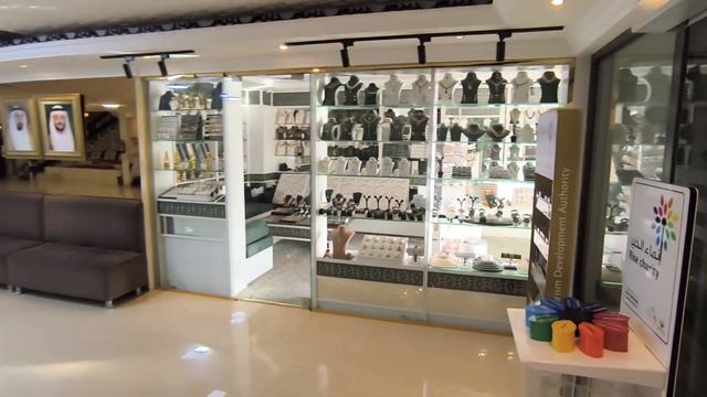 Спартанские условия в отеле Sharjah Carlton Hotel 4. Обзор отеля)