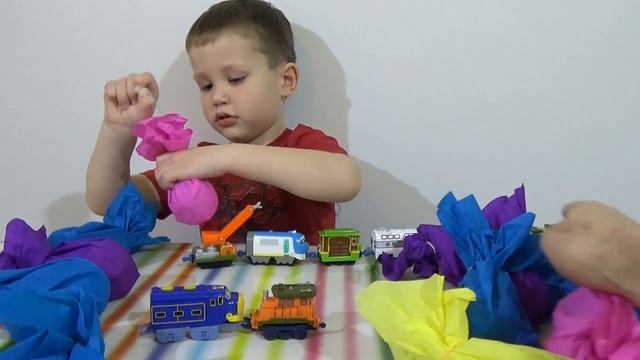 Мистер Макс • Mister Max - Макс играет с Паравозиками