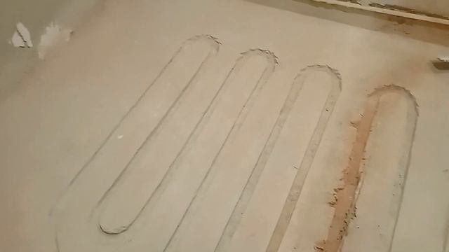 Тёплый пол, полотенцесушитель, тонкослойная стяжка.