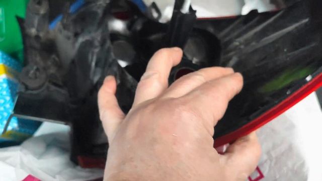 Citroen C4 B7 замена лампы стоп сигнала 21w5 #citroen