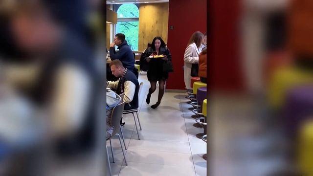 Обзор на ютуб шортсы, как теория мертвого интернета \ ЗИО