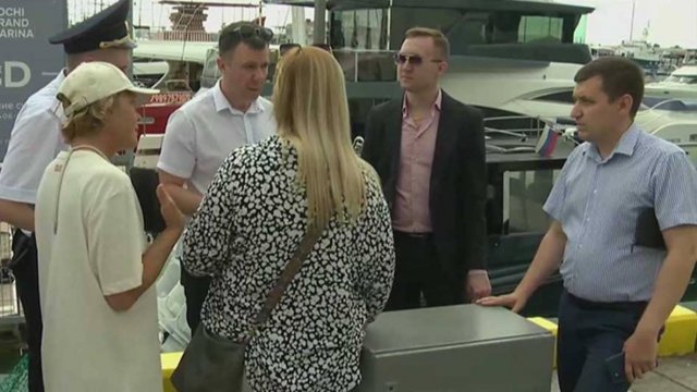 В Сочи борются с зазывалами на морские прогулки