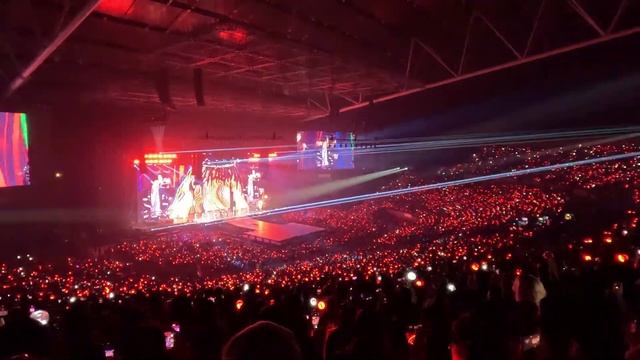 😱 КОНЦЕРТ STRAY KIDS !! ЧТО ПРОИЗОШЛО? ЭТО..😱