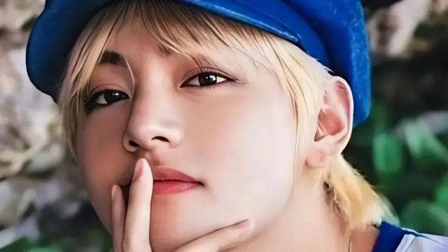 "Ким Тэхён: Здоровье артиста и слухи. 💖🛡️  Поддержка BTS и Арми!"