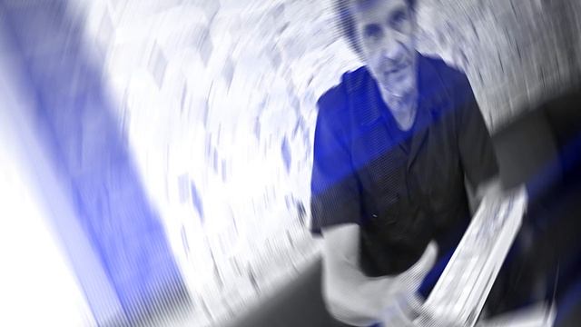 00