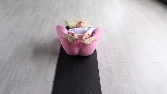 Stretching and Gymnastics — Splits and Inner Thighs Stretch